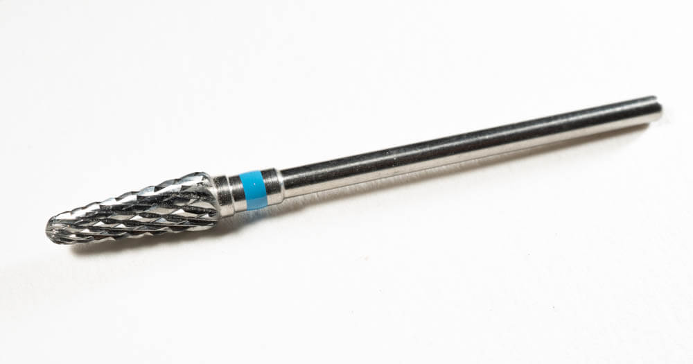 5.610